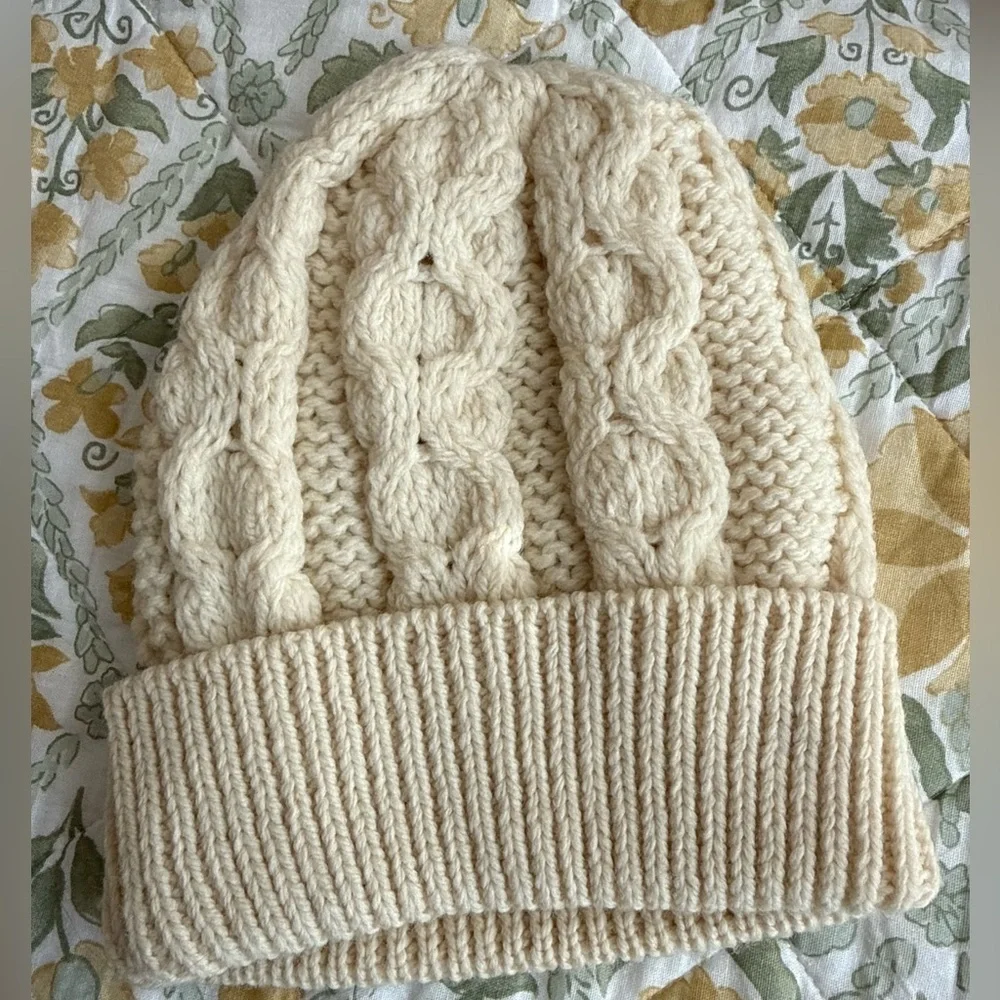 Aran Crafts Kid Sized Irish Wool Winter Hat Honeycomb pattern